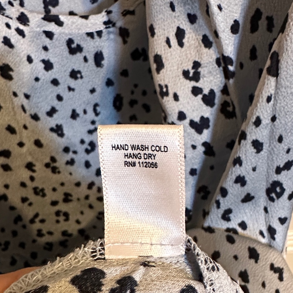 Zenana Outfitters Leopard Print Satin VNeck Cami Tunic Dress/Chemise, Blue, Sz S - Picture 6 of 6